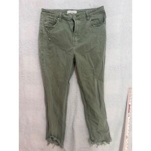 Risen Jeans Women's Distressed Frayed Hem Ankle Crop Olive Green Size 13/31